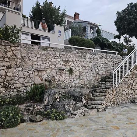 Borovac Sparadici Apartmán *